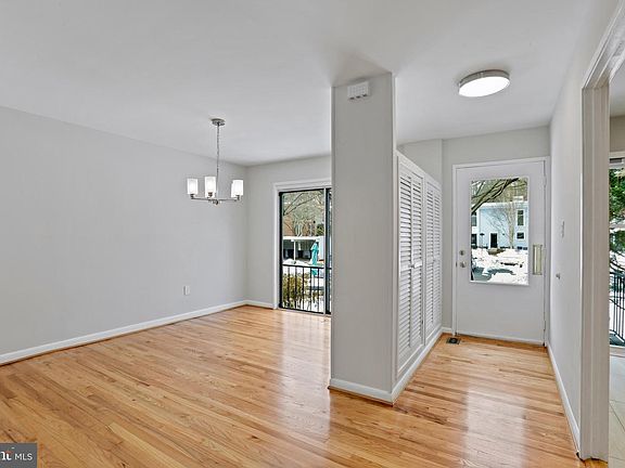 2nd image of 1644 Wainwright Dr