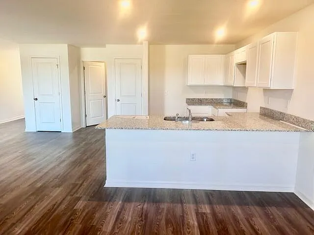 1241 Stone Ridge Cir — Photo 7