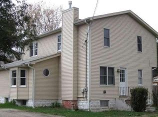 W1423 Fairview Rd, Genoa City, WI 53128