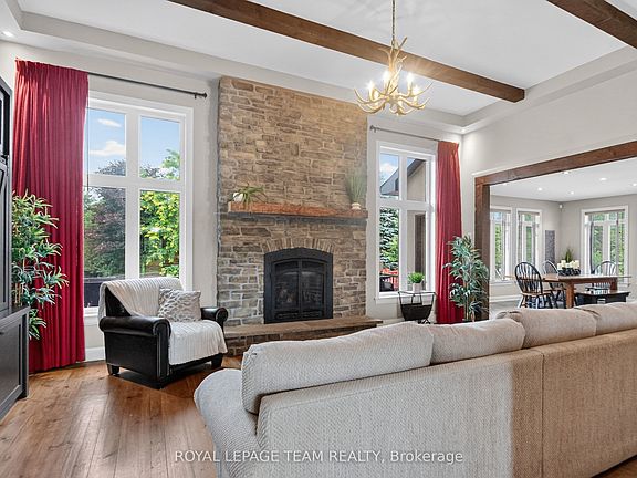 5th image of 1801 Cedarlakes Way