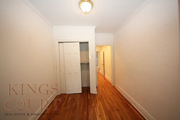 Rented by Kings Court Real Estate | media 37