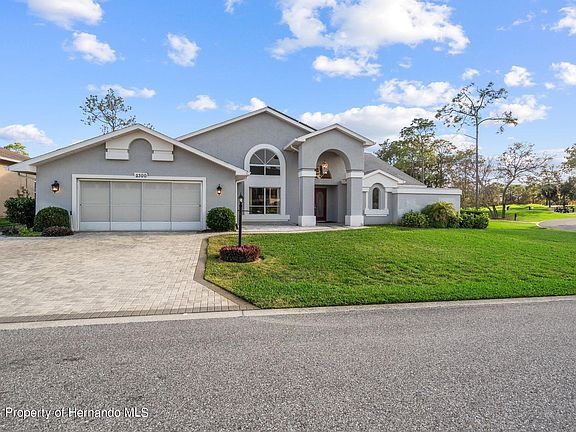 2nd image of 2300 Scenic Hill Dr