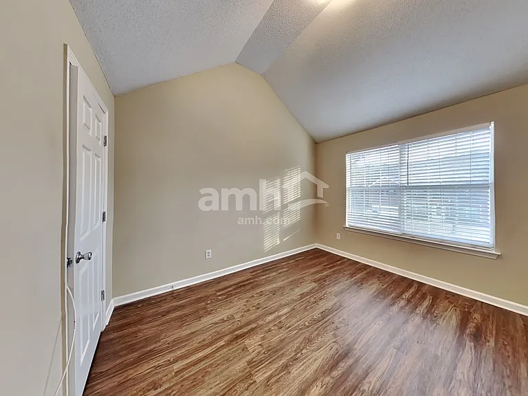4951 Wewatta St SW — Photo 17