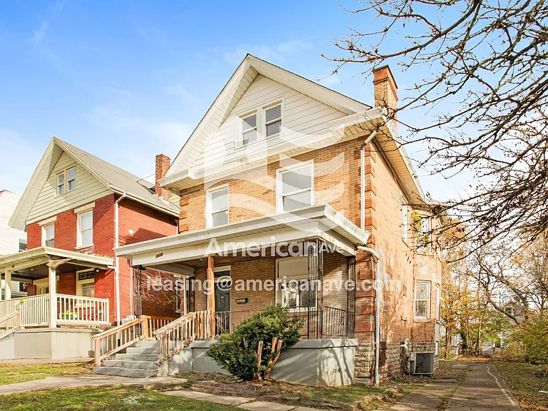 765791_002_front_view_2.jpg