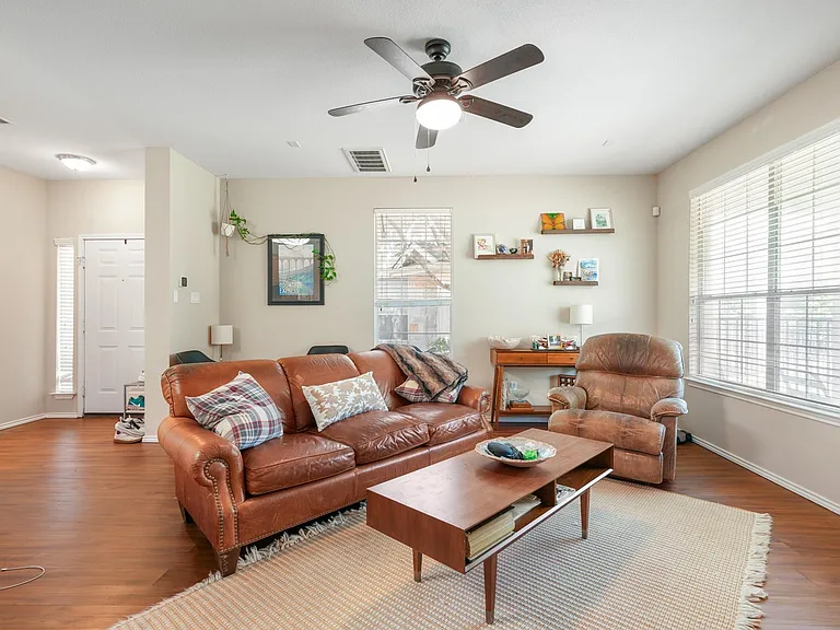 1900 Scofield Ridge Pkwy #1203 — Photo 9