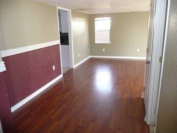 3rd image of 703 Stanton Ave