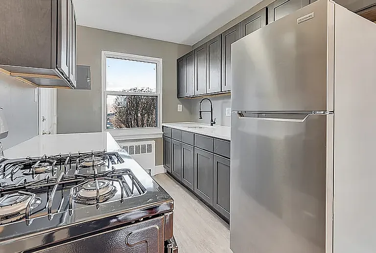1005 S Main St #29D — Photo 3