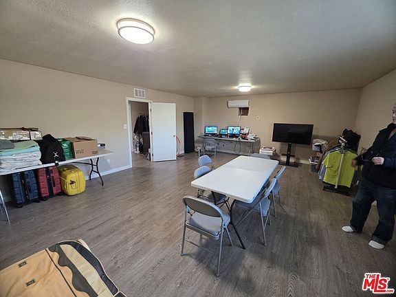 3rd image of 27003 Waalew Rd