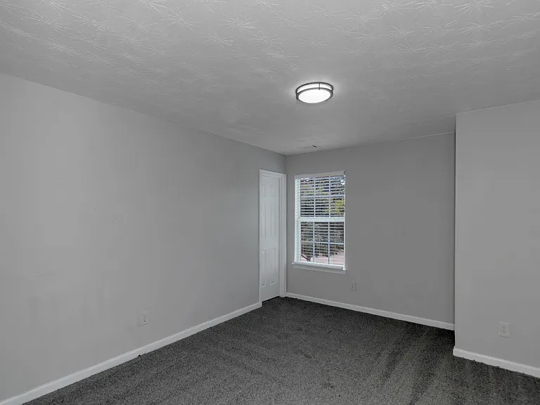 2542 Walter Way — Photo 26
