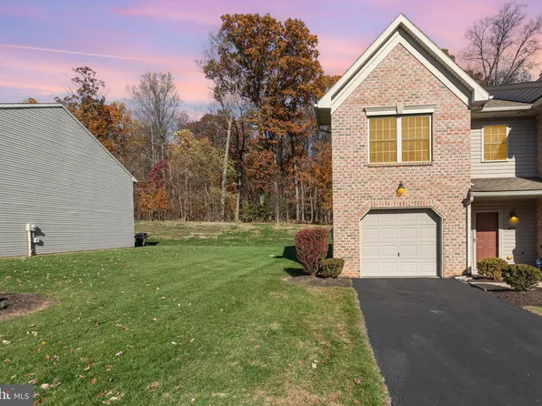 620 Glenbrook Dr, Harrisburg, PA 17110