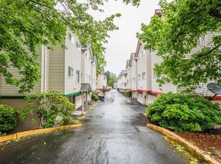 2801 NE 130th St APT E101, Seattle, WA 98125