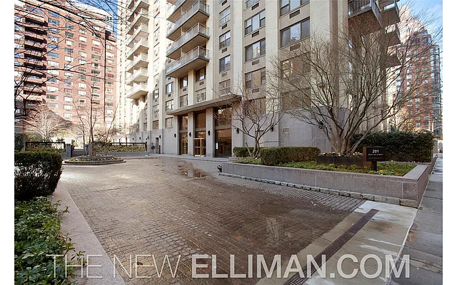 Sold by Douglas Elliman | media 25