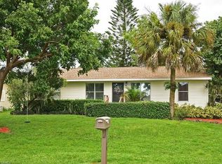 1960 49th St SW, Naples, FL 34116