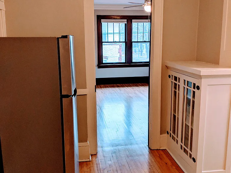 Ashland & Laurel Apartments — Photo 36