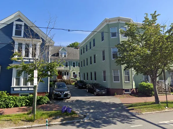 202 Park Ave #1, Portland, ME 04102