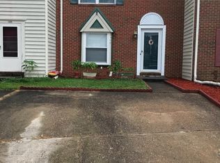 1308 Snowflake Cir, Virginia Beach, VA 23453