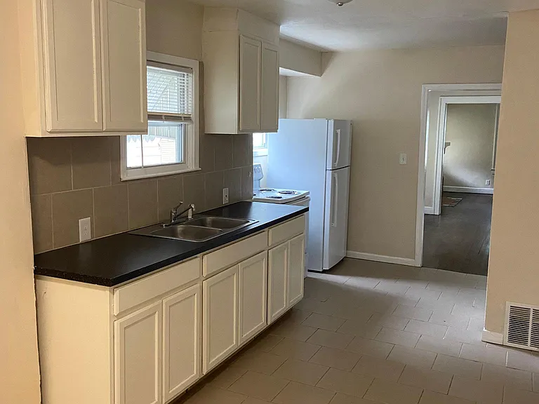 5309 Michigan Ave — Photo 17