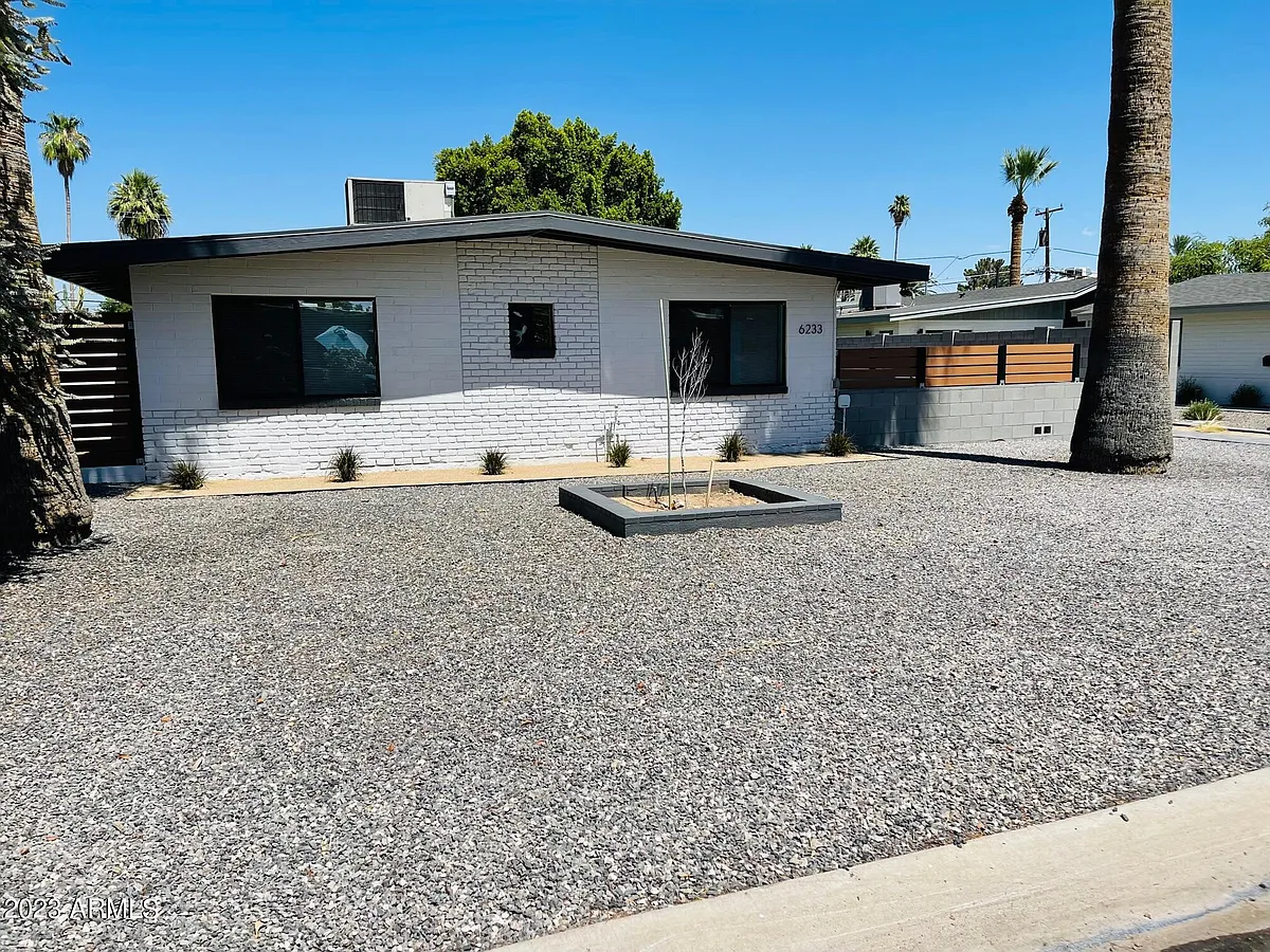 Building Photo - 6233 N 13th Pl #1