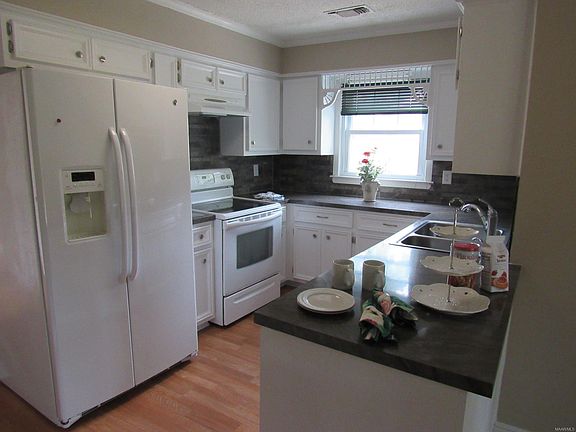 4th image of 1225 Lyman Ct