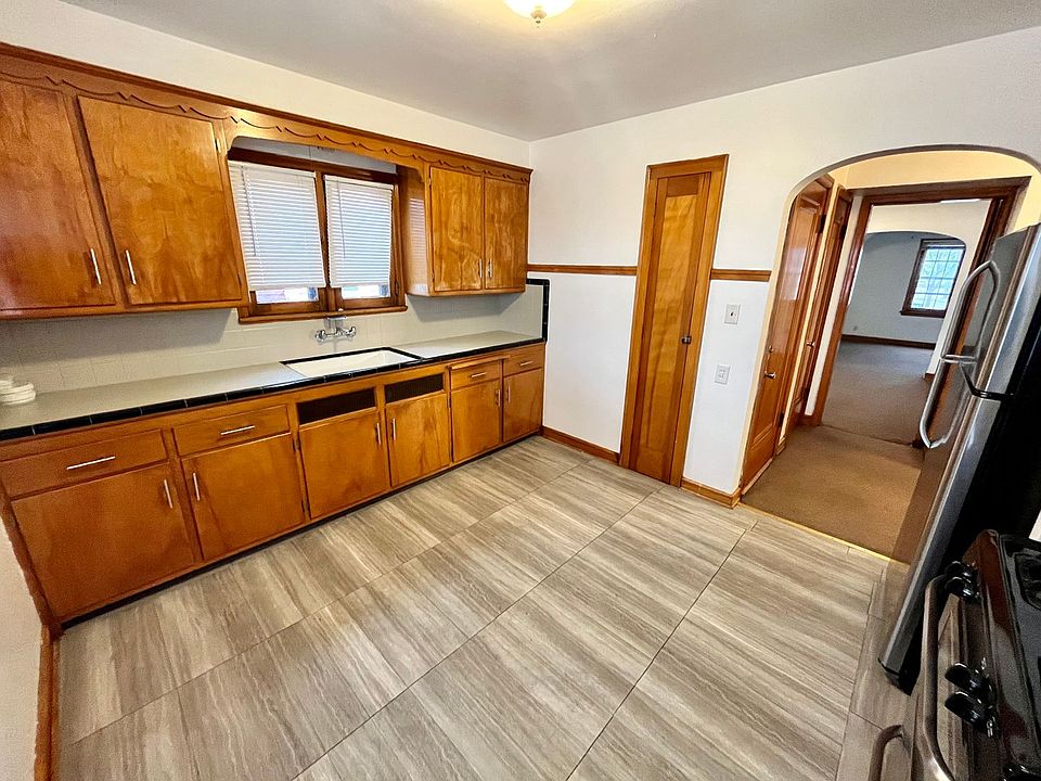 1st image of 5050 W Medford Ave #557825F1