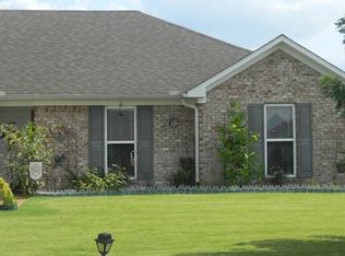 64 Romie Dr, Jackson, TN 38305