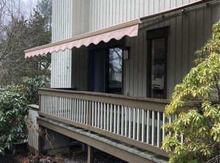 776 Heritage Vlg #A, Southbury, CT 06488