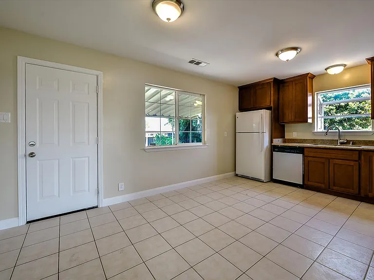 1411 Santa Fe Dr — Photo 18