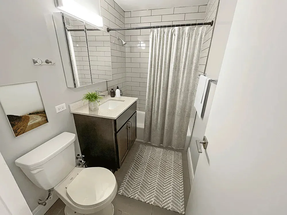 1 bed, 1.0 bath, 750 sqft, $2,074 — Photo 4