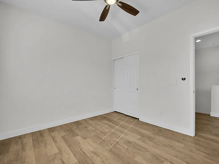 6489 Burns Allen Ave #102 — Photo 20