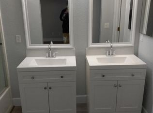 685 Helen Dr, Turlock, CA 95382