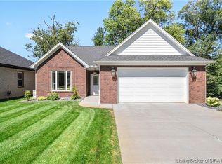 117 Old Capital Rdg NE, Corydon, IN 47112