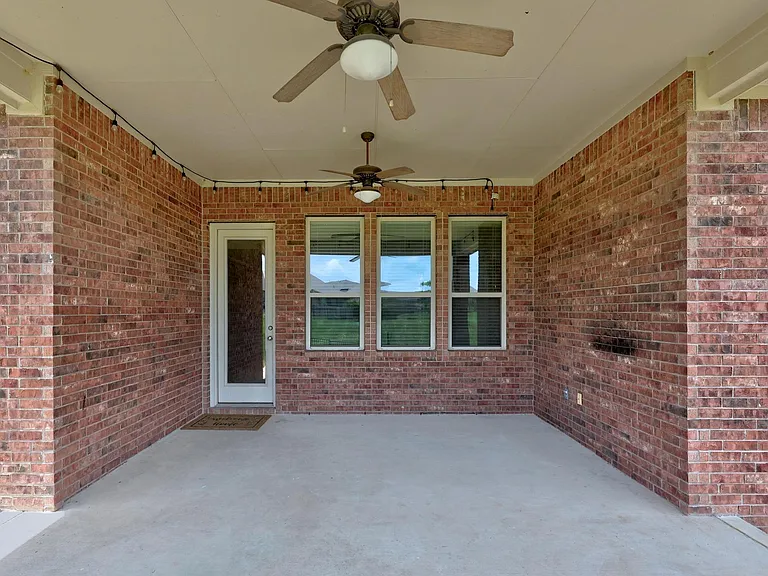540 Blue Agave Ln — Photo 24