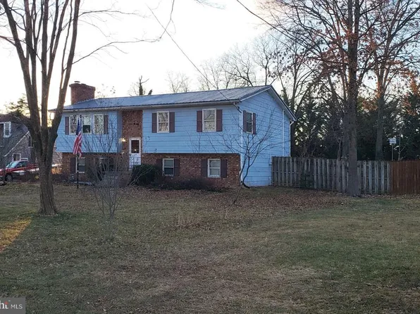 105 Wythe Ave, Stephens City, VA 22655