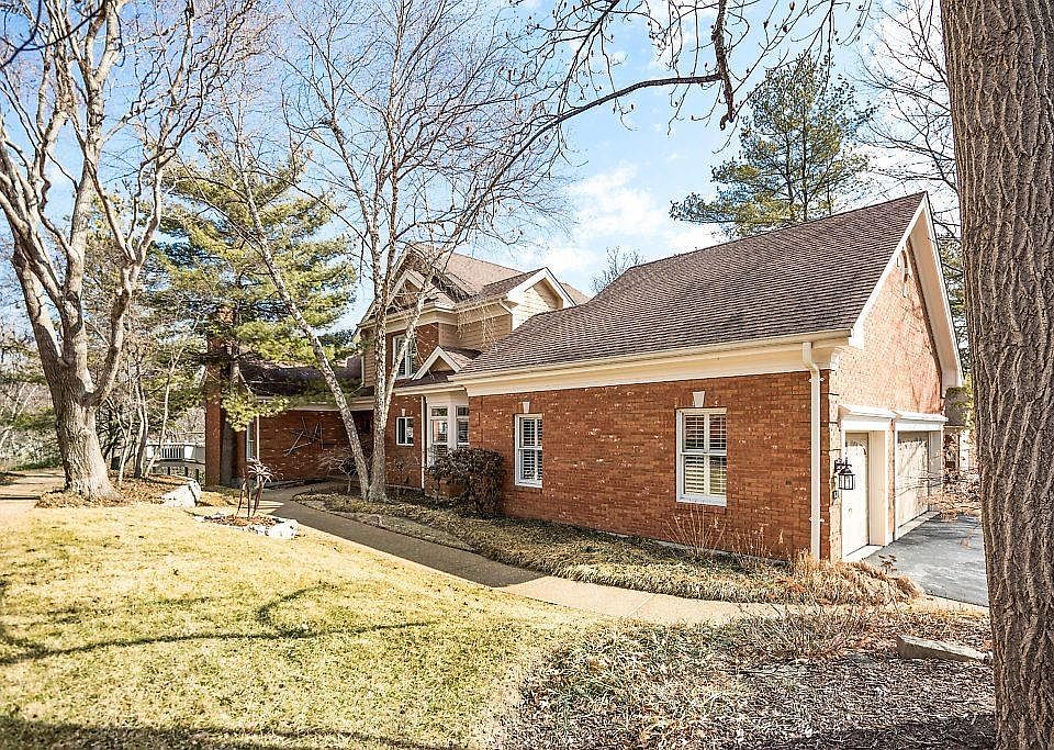 1st image of 329 Carlyle Lake Dr