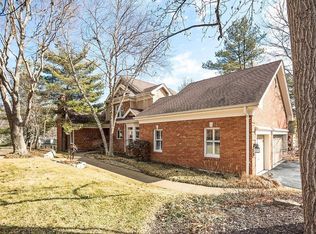 329 Carlyle Lake Dr, Saint Louis, MO 63141