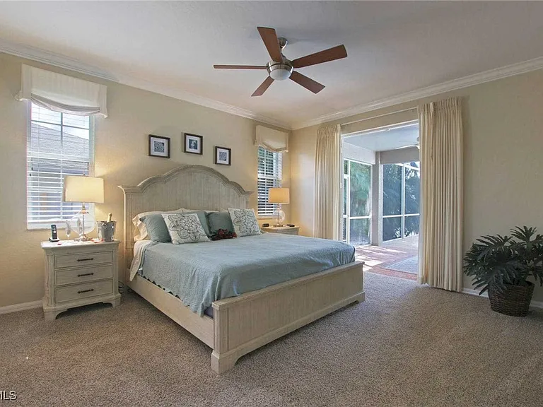4808 SW 5th Pl — Photo 9