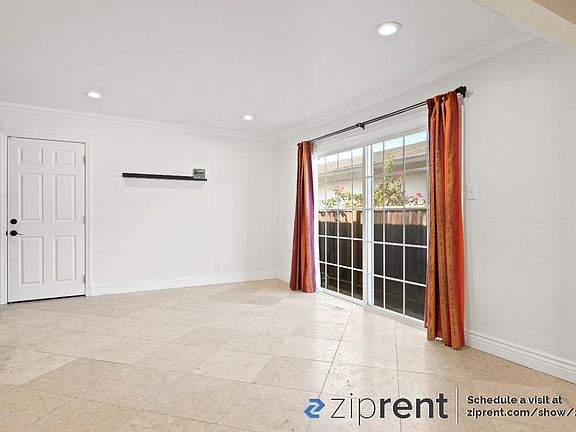 5th image of 2048 Woodglen Dr