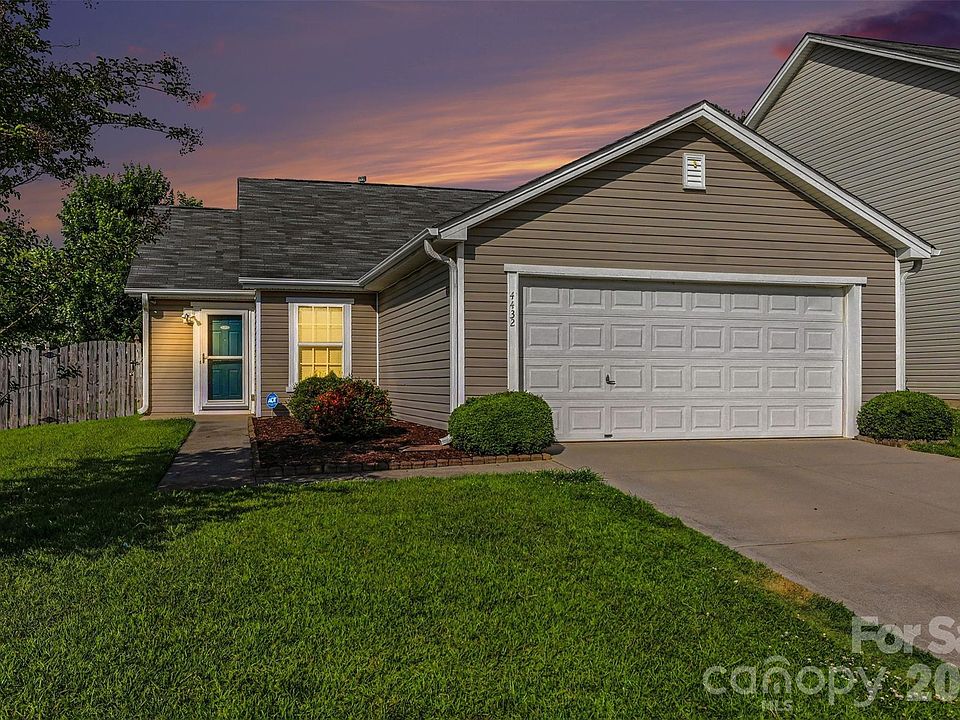 1st image of 4432 Kiddle Ln