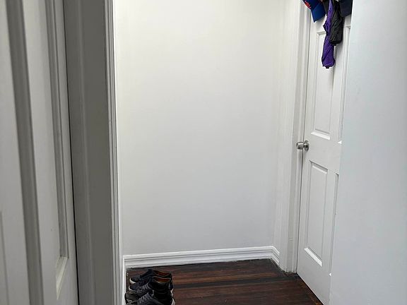 2nd image of 2116 24th St Floor 3