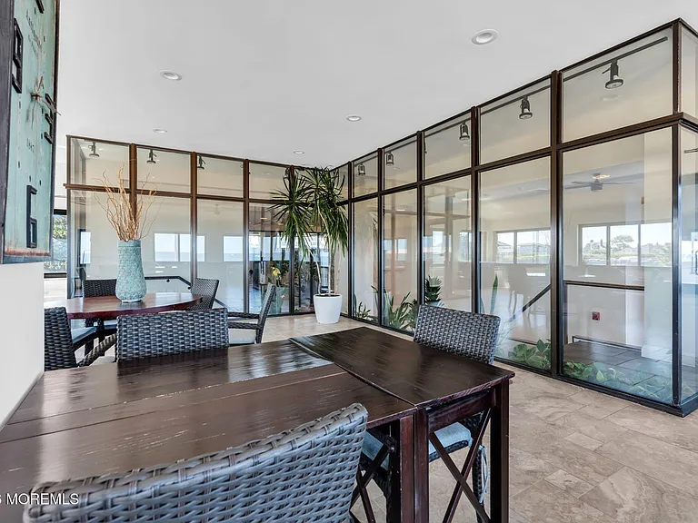 55 Ocean Ave #3L — Photo 37