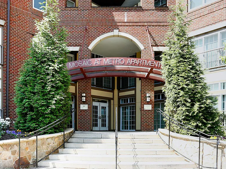 Mosaic at Metro Apartments