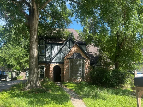 6714 Brittany Park Ln, Houston, TX 77066