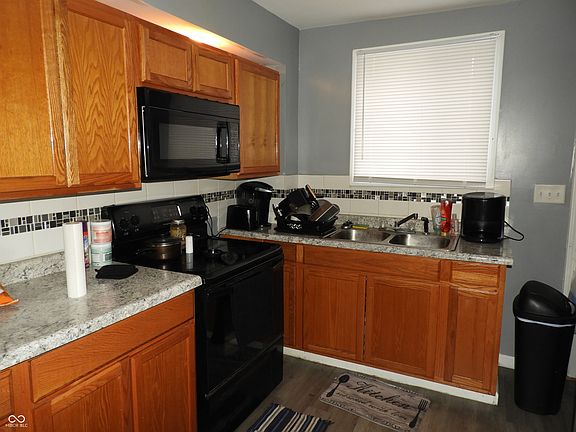 5th image of 4920 E 34th St