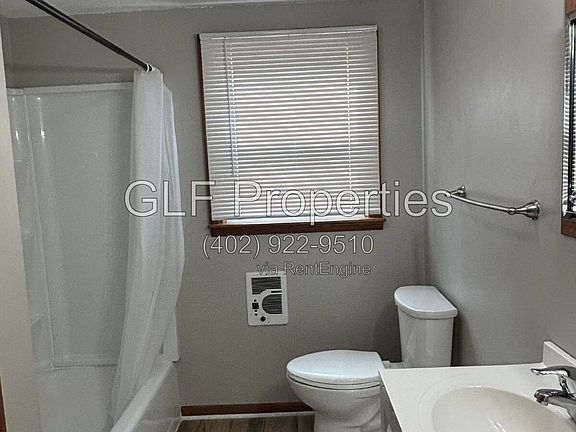 5th image of 231 N 1st St APT 4