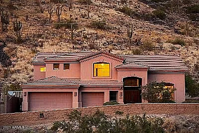 5 bed, 3705 sqft, $7,000 — Photo 3