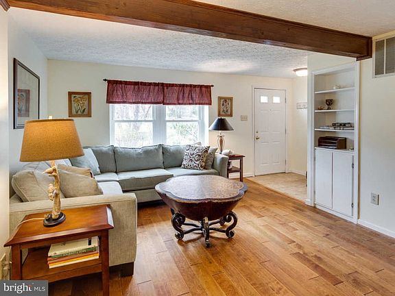 2nd image of 5559 Caithness Ct