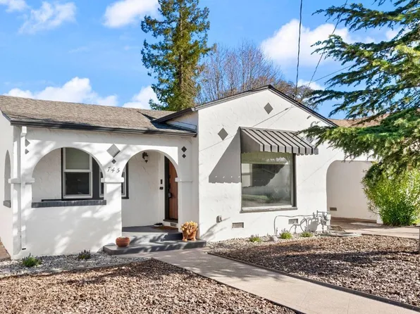 745 Oak Street, Santa Rosa, CA 95404