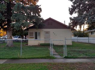 901 Adams Ave, Toppenish, WA 98948
