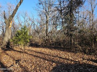 Jesse James Rd, Pineville, MO 64856