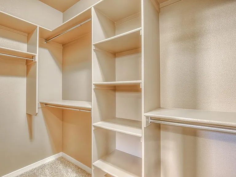14311 E Cave Ave — Photo 21